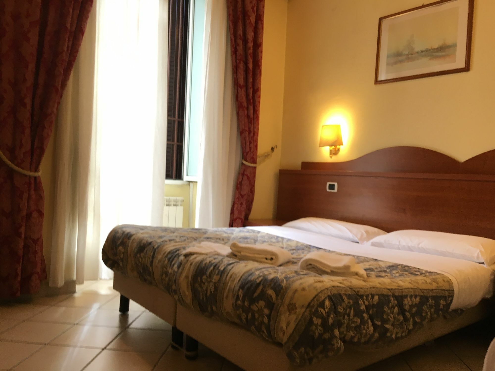 Hotel Rome Terminal House Esterno foto